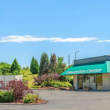 Quality Inn And Conference Center Springfield Esterno foto